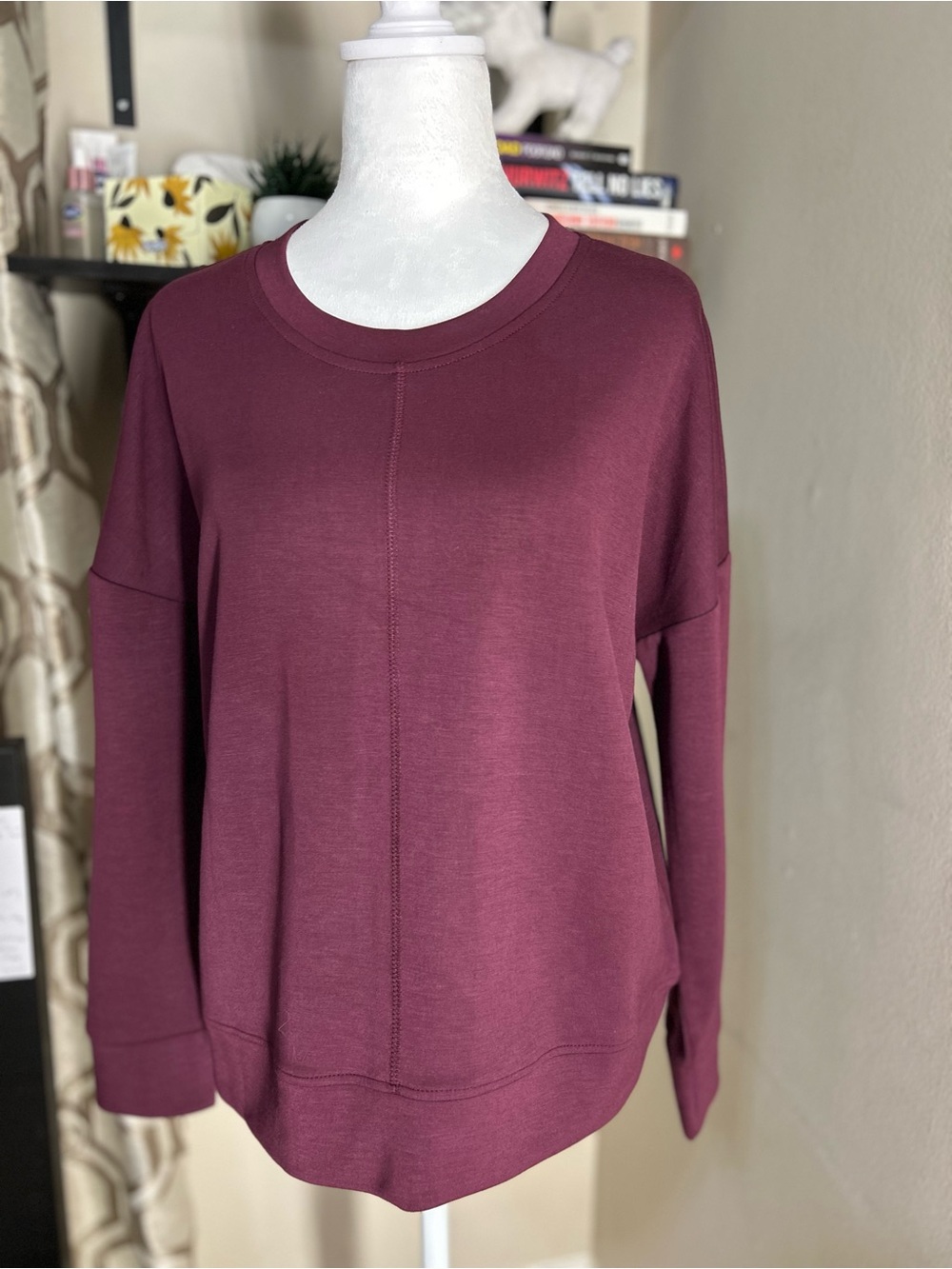 Cozy Crewneck Sweatshirt in Deep Wine